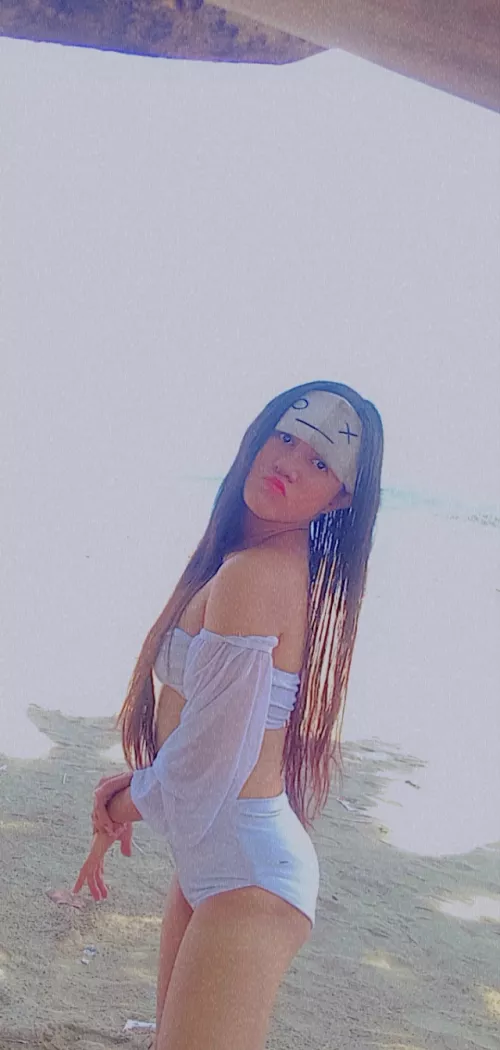 I'm slim and ill make you happy and satisfied by klencee