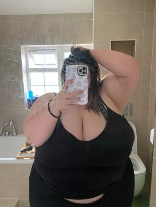 I'm so bored 😂😂😂 inbox me by JessicaSmith123xxx