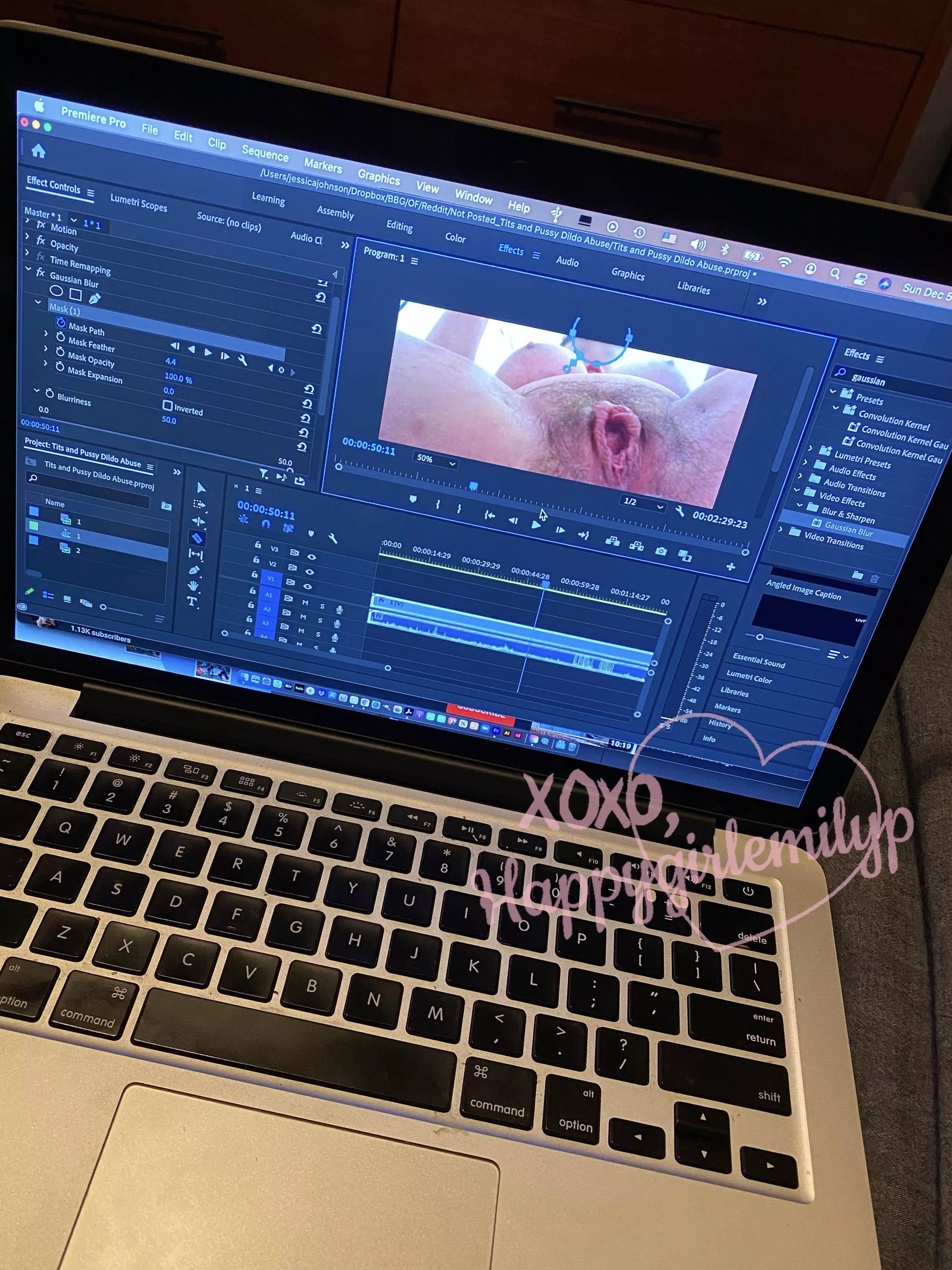 I’m so excited to be getting to share my hungry holes and big udders with you all again! It’s so fun!! 💞💞💖 I hope you’re all having a super great Sunday! 😘😘😘!! posted by happygirlemilyp