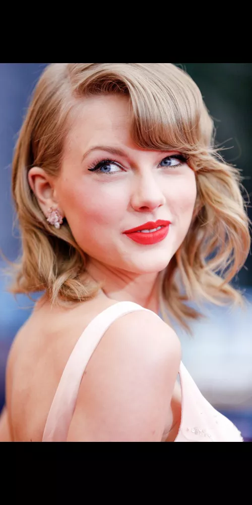 I'm so high and horny for Taylor Swift by biguy69000