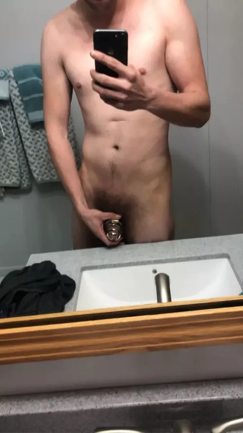 I’m so horney in my little cage 24 year old sub boy by Maleficent_Umpire_78