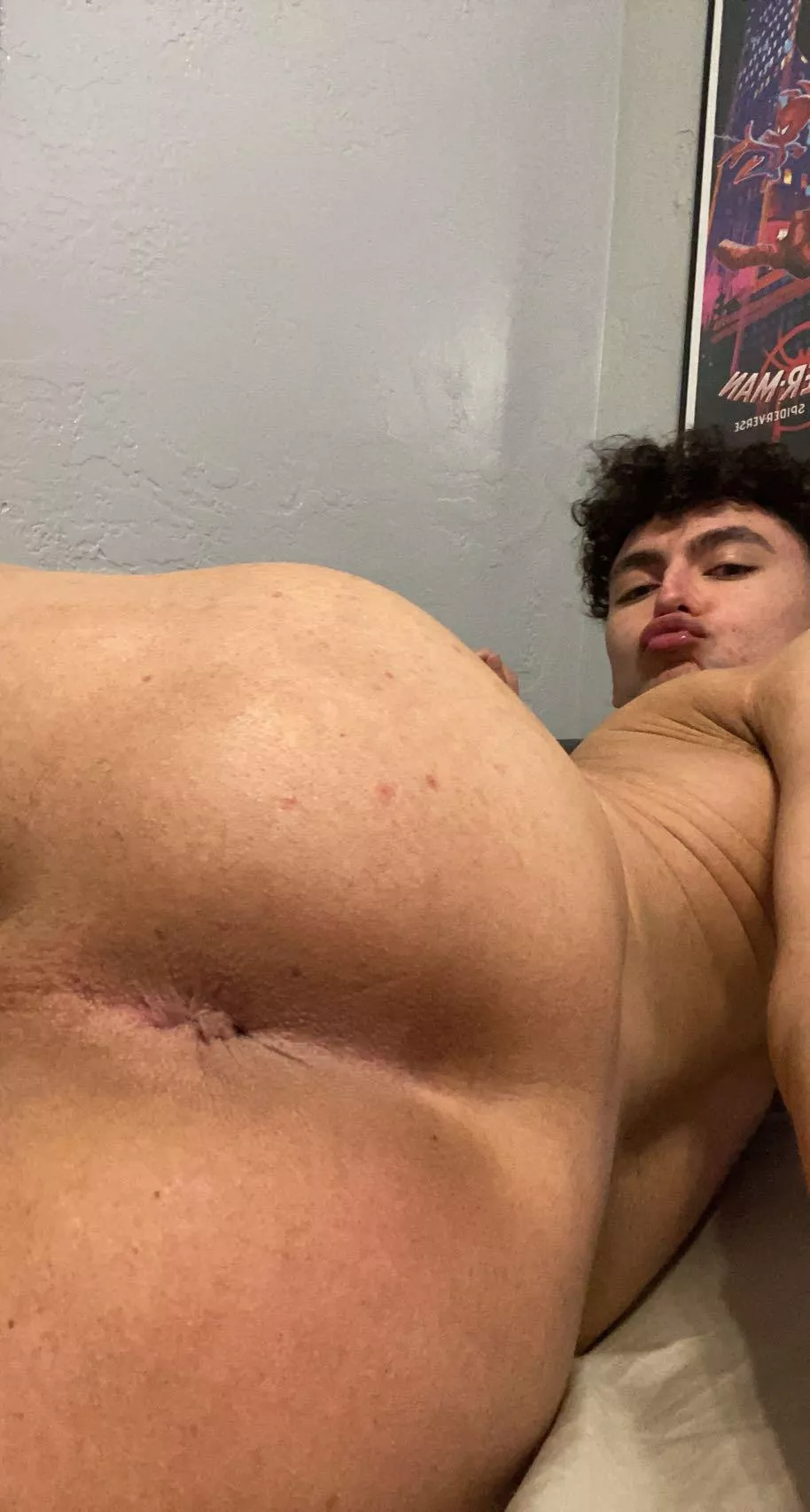 Im so horny posted by Sexytwink40102