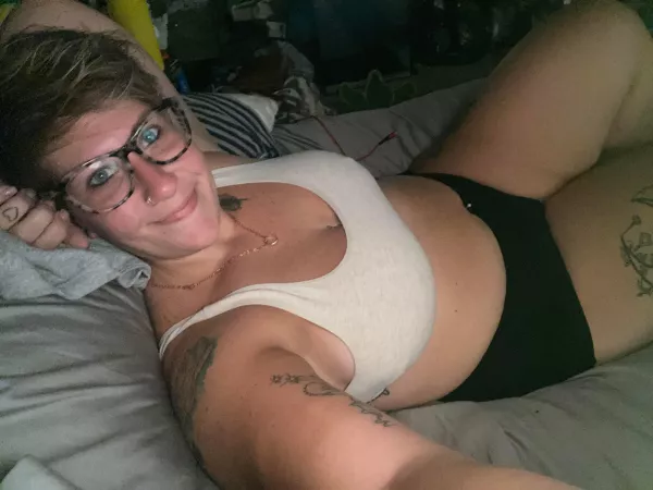 I’m so horny right now, would you fuck me? by LiciPeeci