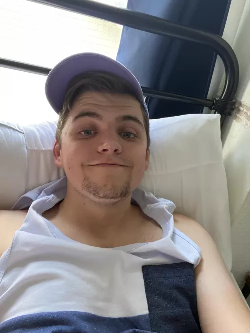 I’m so nervous to share pics of myself publicly, but anxiety attack be damned here I am 😅 by carolflowers