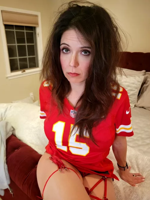 I'm so sad. Anyway...here's my sad mombod. Got anything to turn my spirits around?😆 by maynardpoindexter