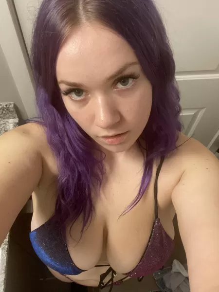 I’m so short I always have to look up xD by butterflybbybre