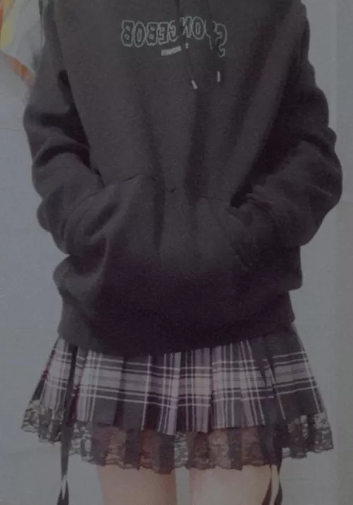 I'm so tempted to just go to school wearing a skirt, i dont know what happens when if i get dresscoded tho 👁👄👁 by Cholru