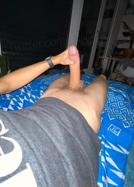 i’m sooo horny by hornydog1952