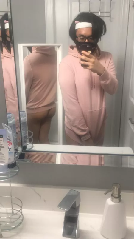 I’m still getting use to taking pics of myself by zuko_hi