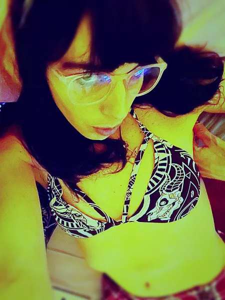 I’m still waiting for you!! by Kikidarling666