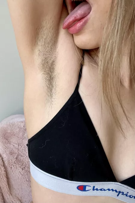 I’m sweaty as I’m nervous to show you my haircut by fluffy_faerie