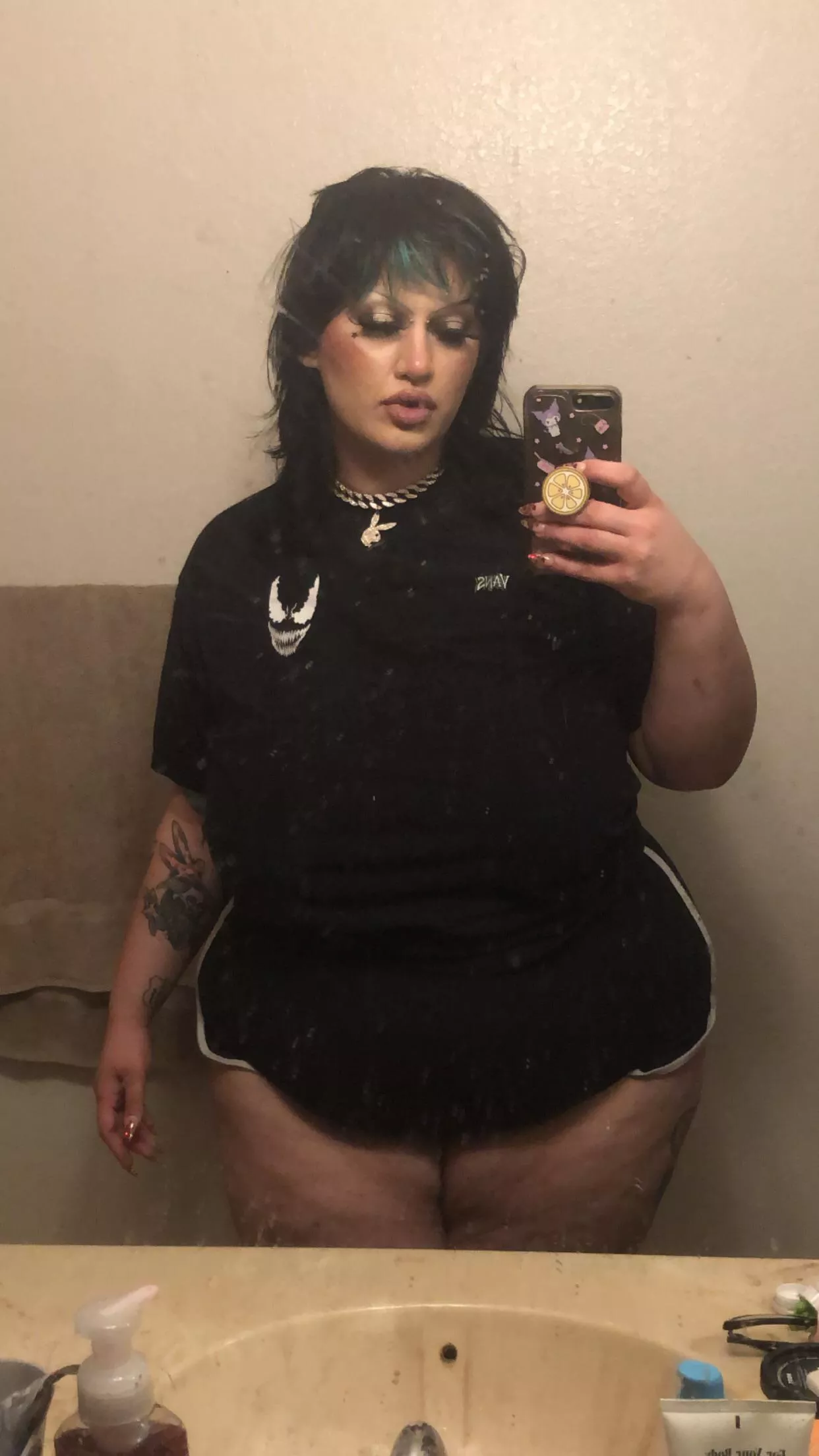 I’m told I give great hugs posted by coffeecoughdrops