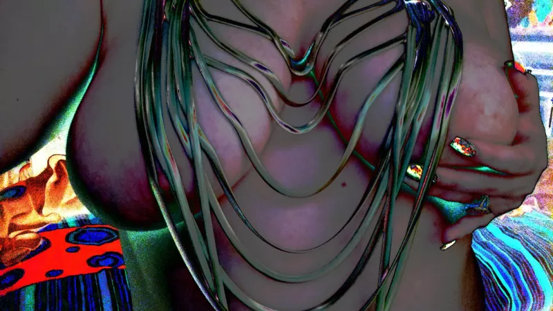 I'm told I'm a real crowd pleaser! [f] by stingraystarseed