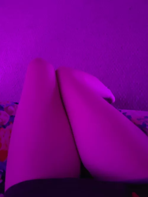 I'm very petite but I think I have nice thighs!! first post!! by LilCinnamorollBaby