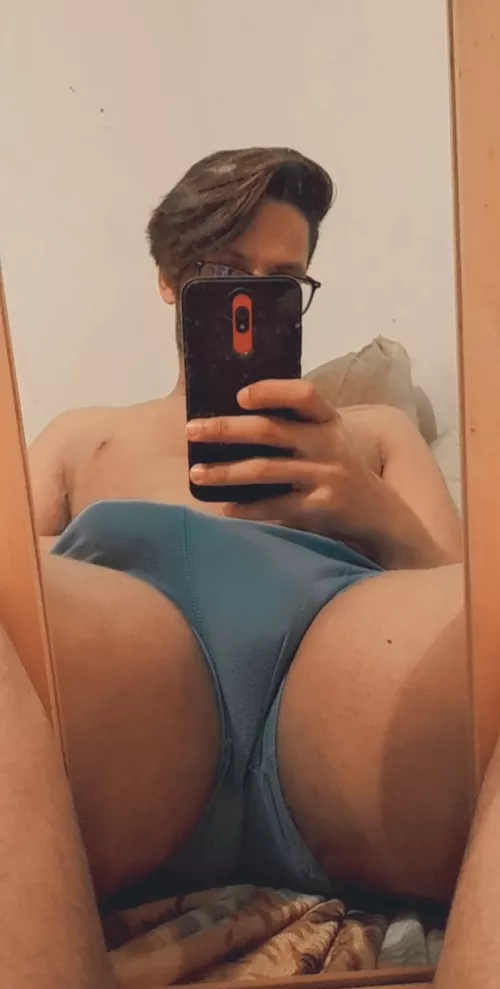 I'm very sensitive by Kaed00