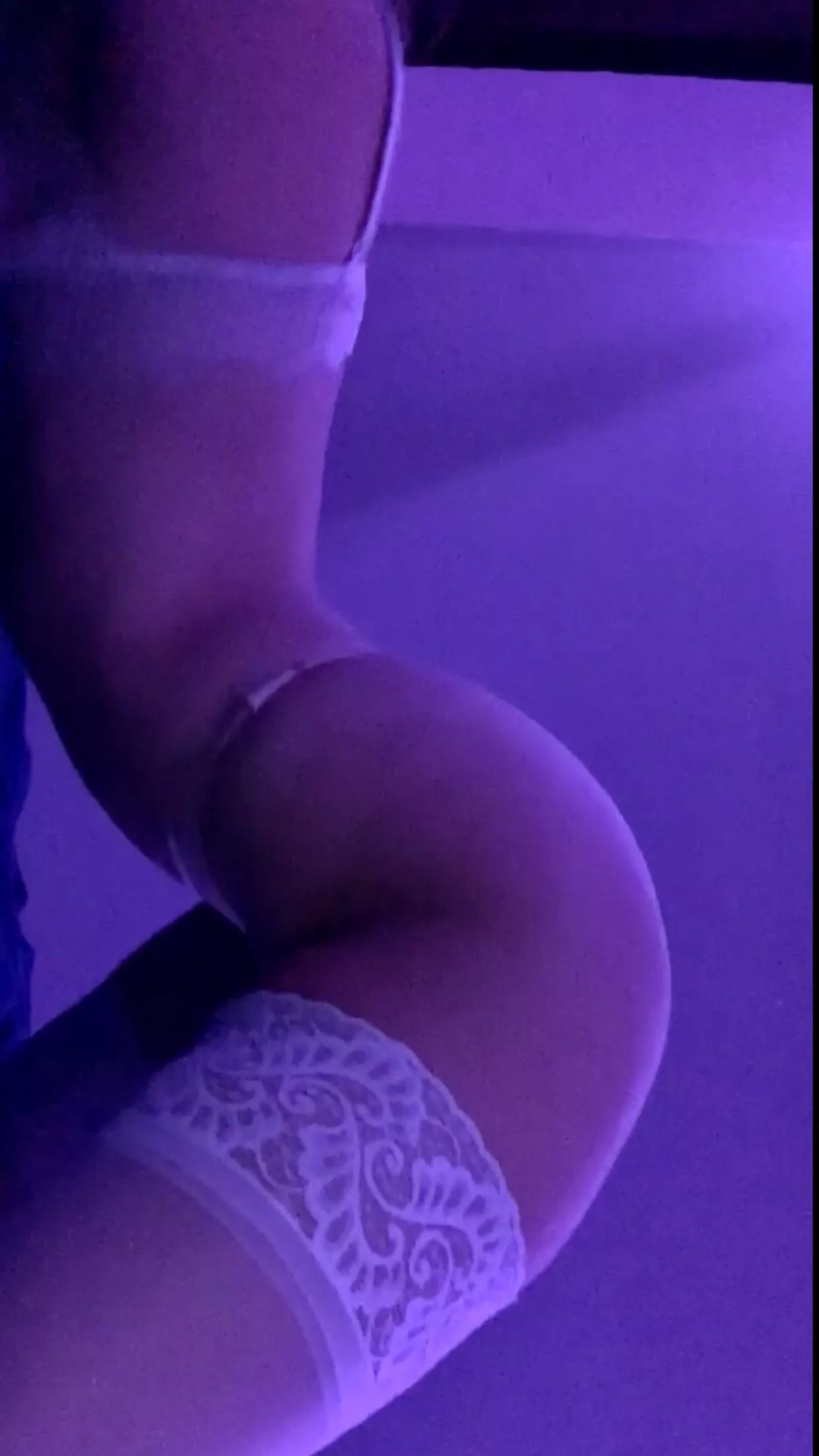 i’m waiting for you daddy 😈 posted by persimmonprincess