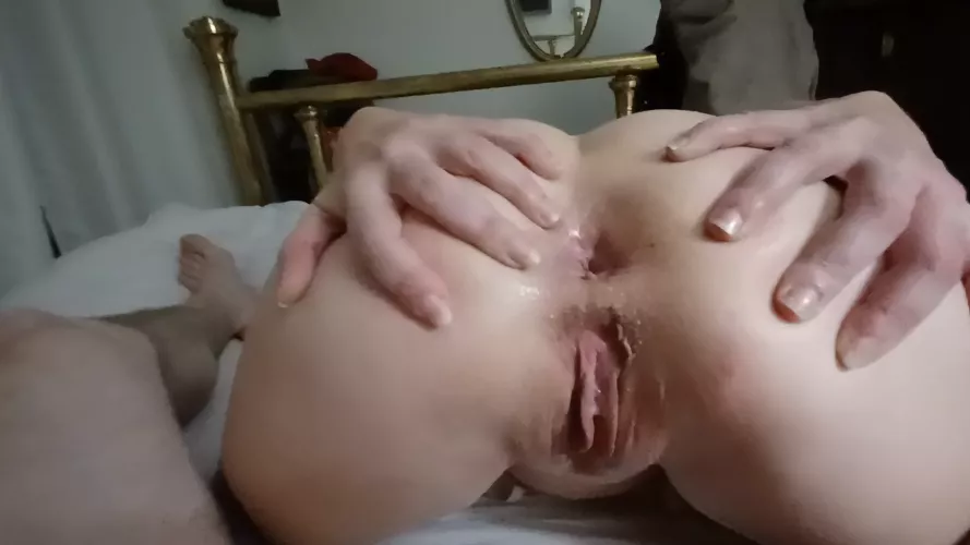 I'm working on my gaping skills by kittyandlex