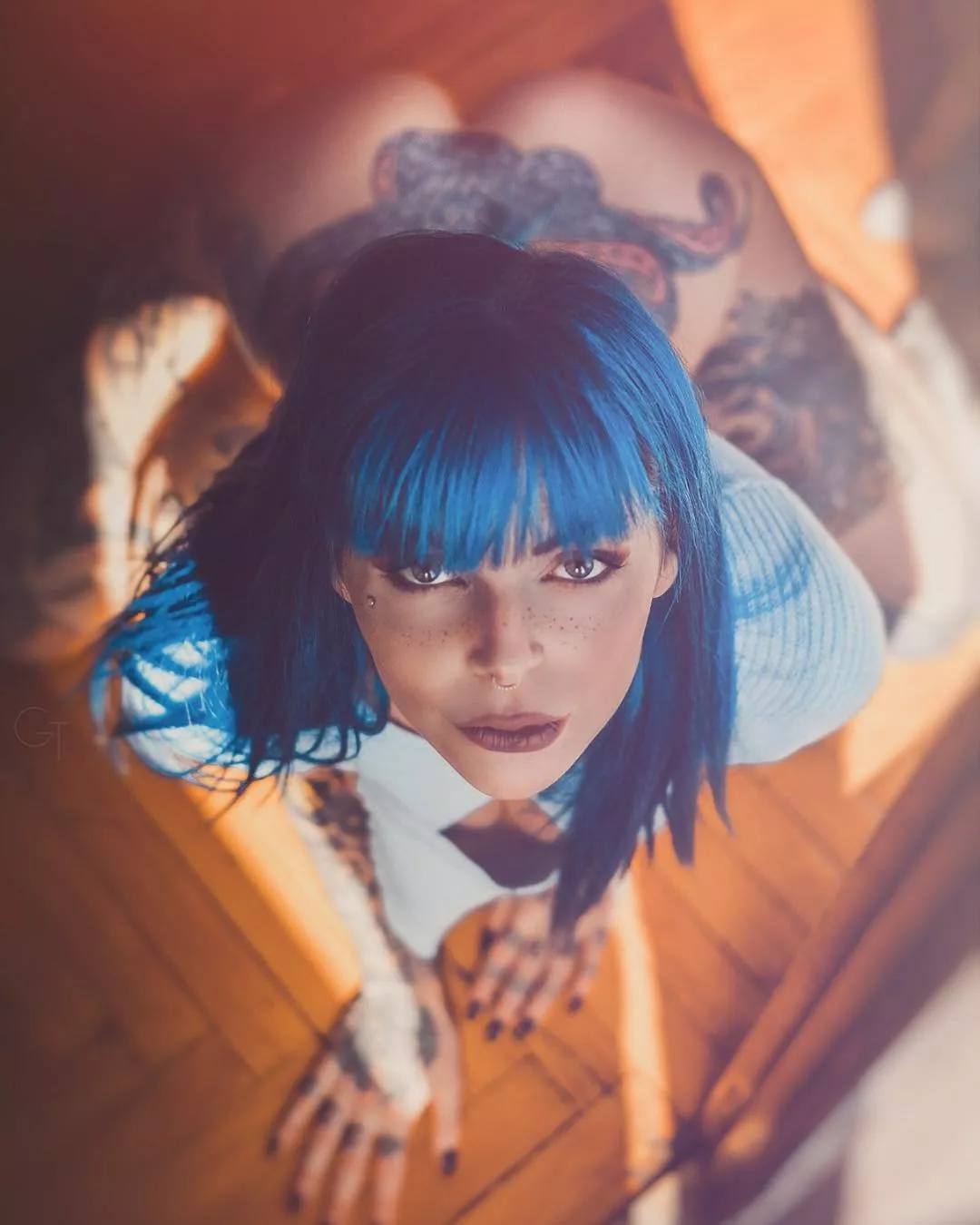 Imagine had her in front of you, like that... posted by andresballgt