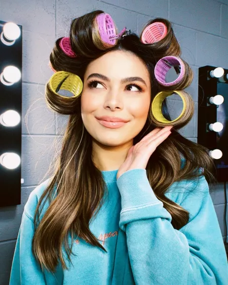imagine how good Miranda Cosgrove's juicy lips would feel on your cock by 2018celeb_lover2018