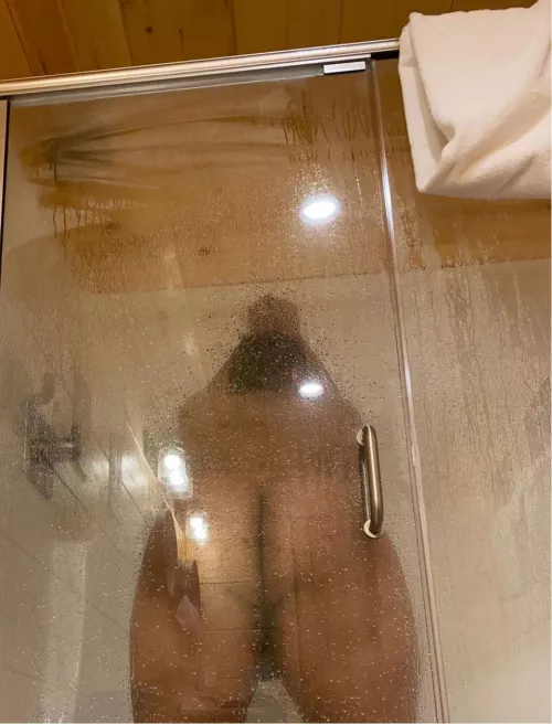 imagine the sounds we’d be making in the shower 👀 👏🏼 👏🏼 👏🏼 by _unhhhh_