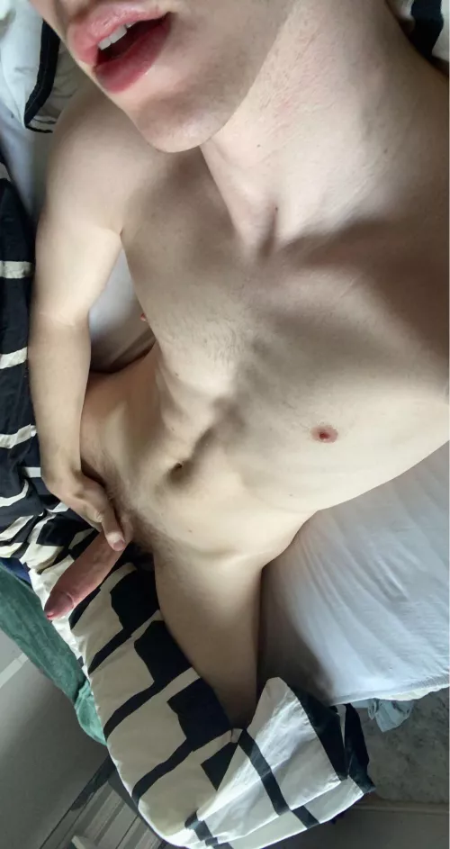 Imagine waking up next to my fat cock.. wwyd by hungsw1mmer