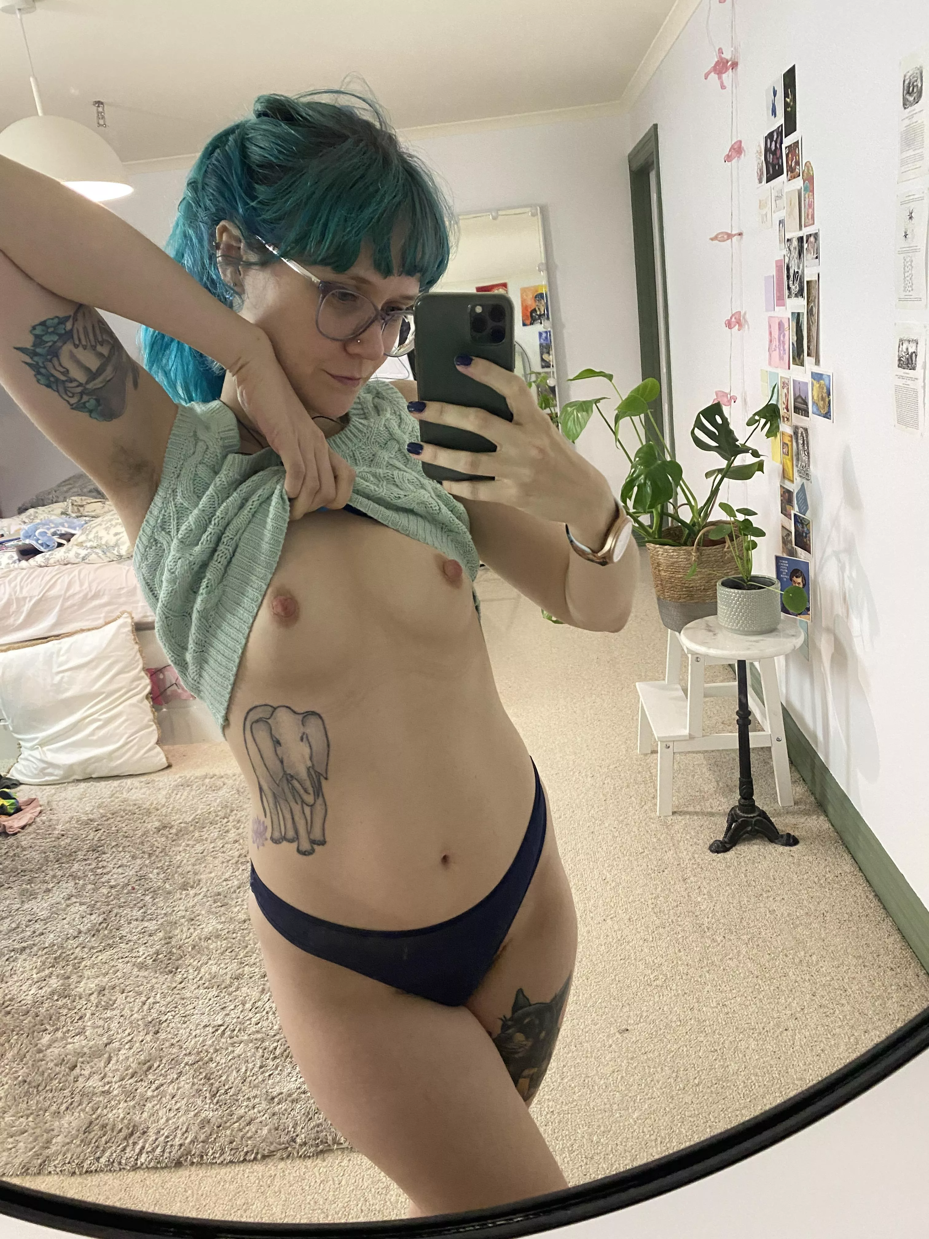 Imagine what else is in my phone posted by vheidiv