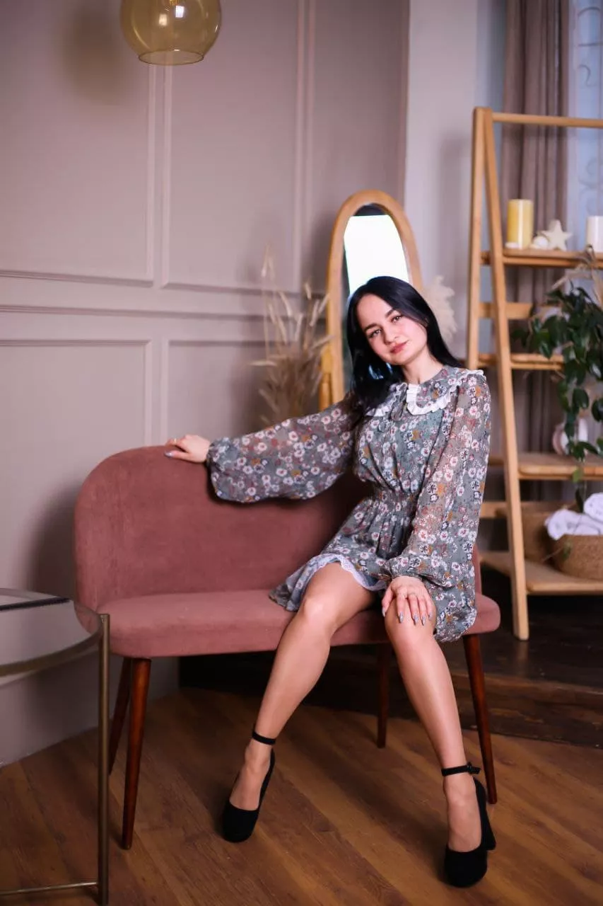 Imagine you enter a room and there I take a selfie in this outfit, what will you do? posted by Beauty_love_girl