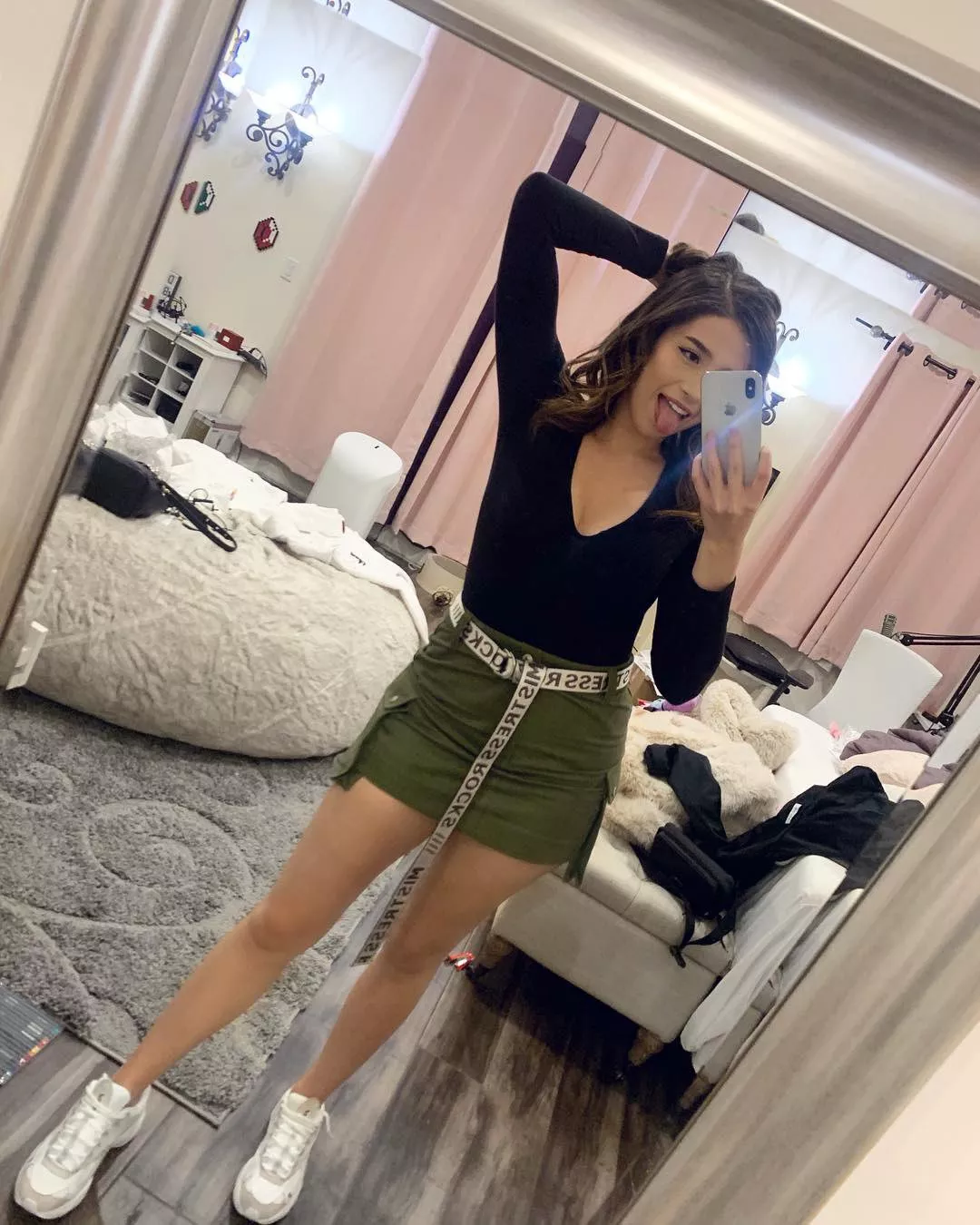 Imane Anys (PokiMane) posted by [deleted]