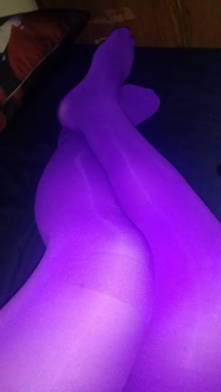 In bed before sleep... by DukeofNylon