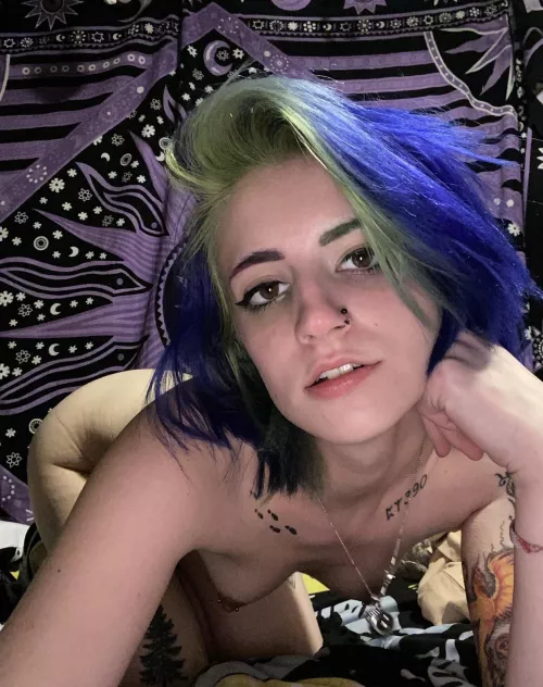 in desperate need of my pussy being destroyed by gh0stfae