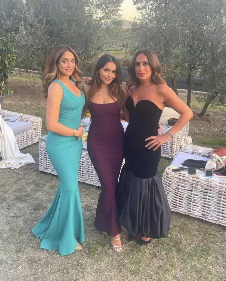 In dresses by slutymilf_