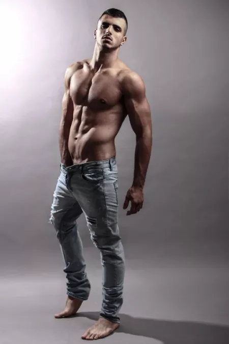 In his jeans by menareamazing