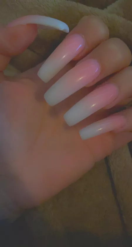 In love by llyxbimbo