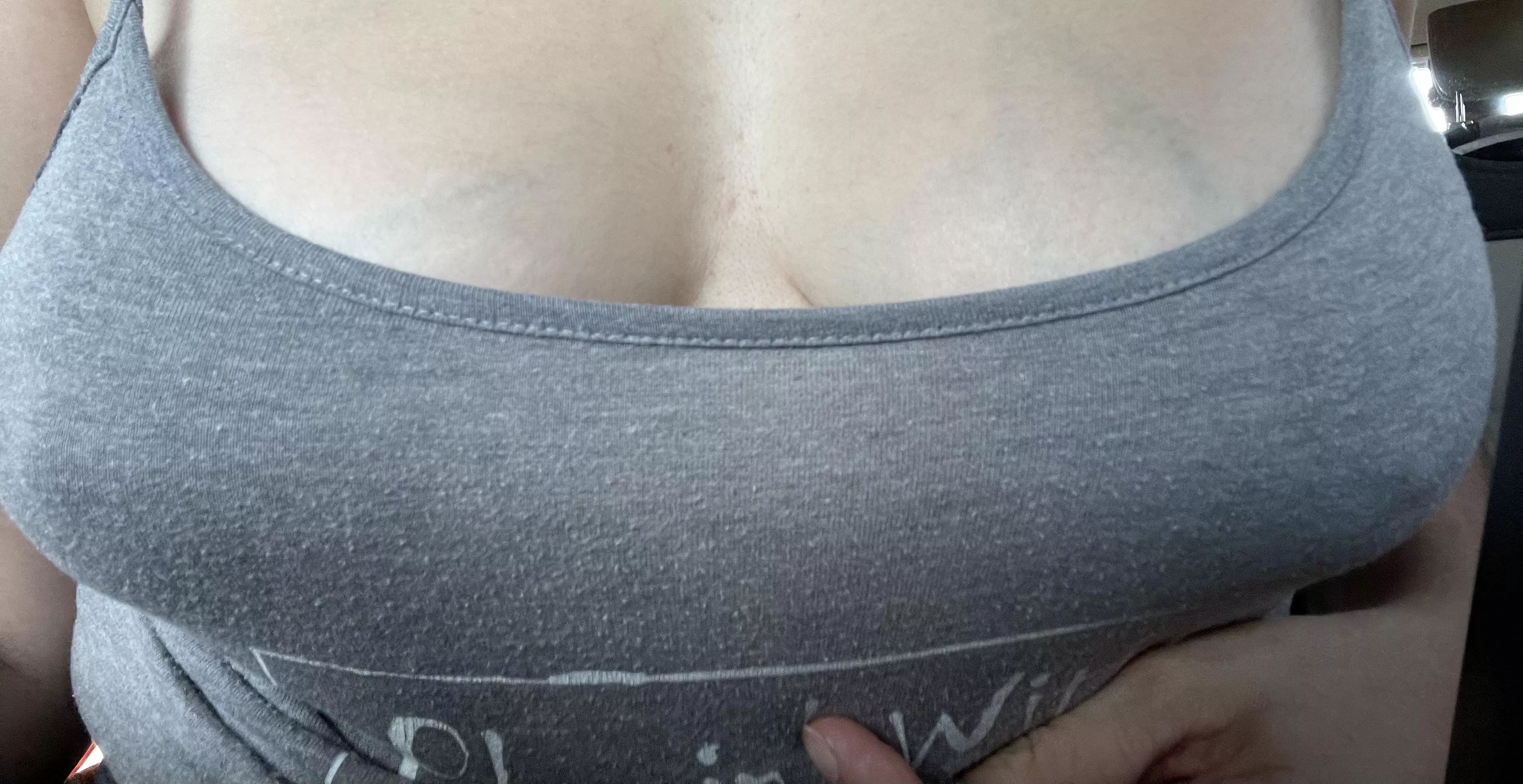 In need of a good milking posted by MilkyMammi