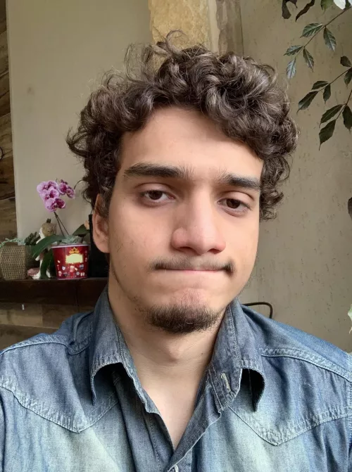 In need of a haircut 😅 by at0mikl4d