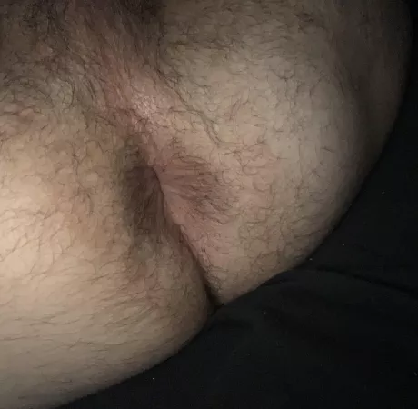 In need of a hung and hairy dominant top!😈😩 by Austyn_17