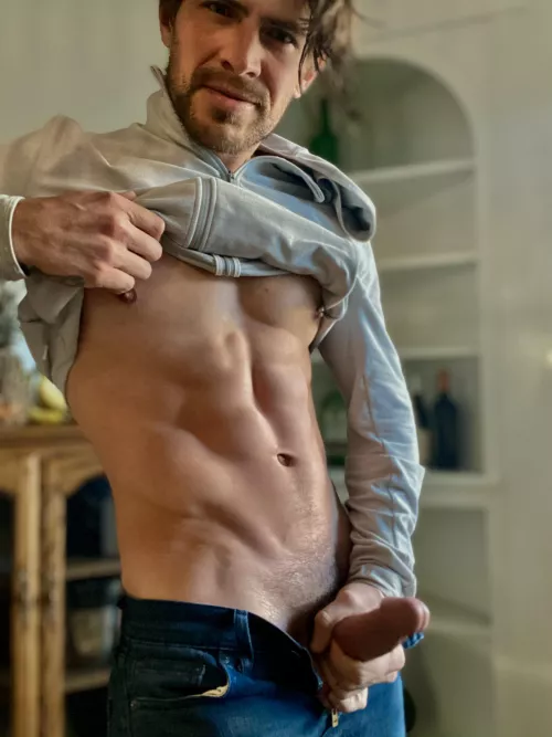 In need of a little attention. am I in the right spot? by Environmental-Put340