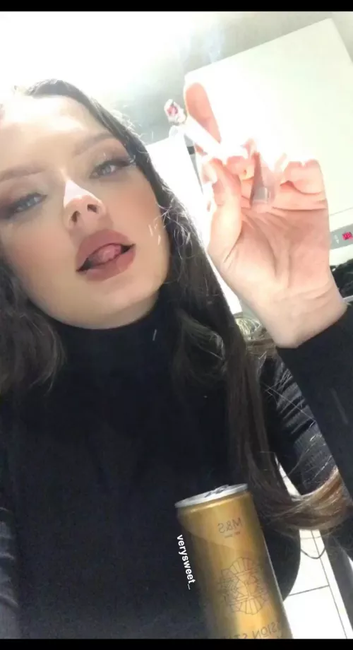 In need of an ashtray by Verysweet_