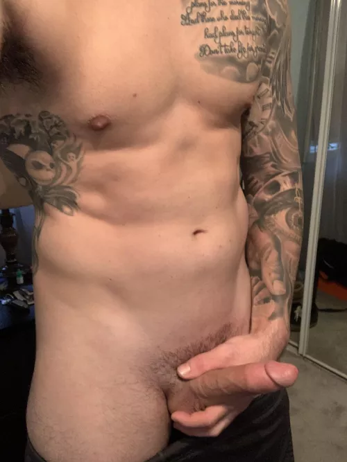 In need of attention, any volunteers? by h1dinginplainsight8