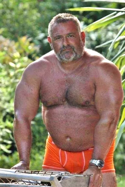 in orange by peludoporfavor