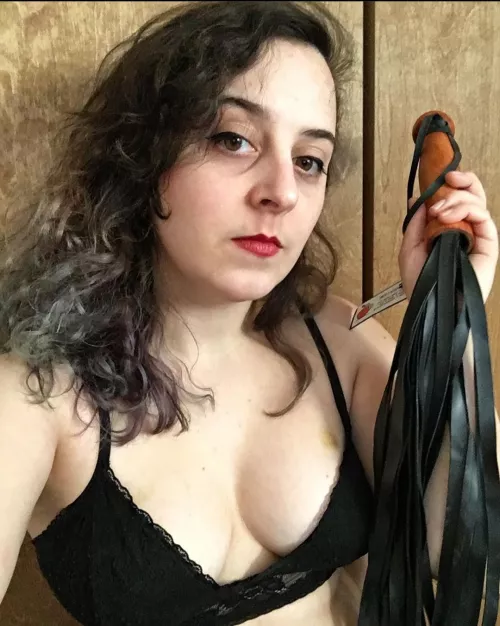 In search of a submissive sissy that's willing to be mine to own, train and dominate. Snapchat- lockhart5000 by ariel912