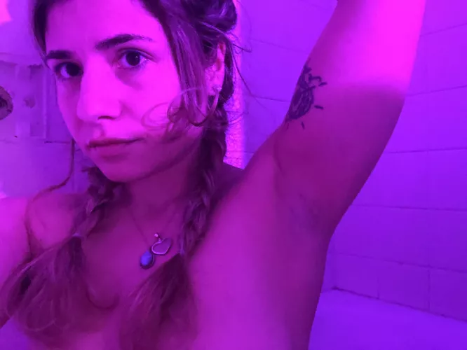 In the bath 🛀🤗 by lil-athena