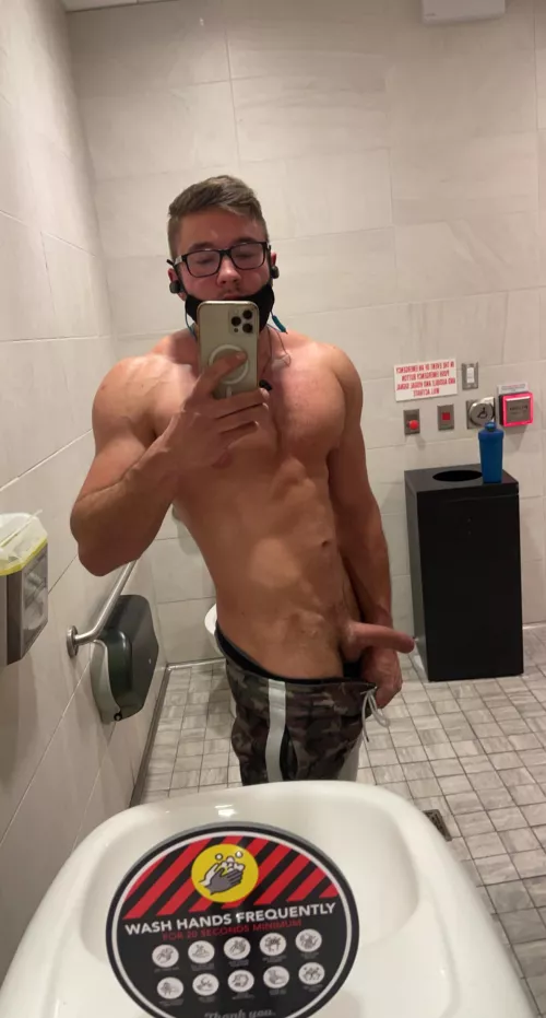 In the gym washroom ;) by dubstepdaddyx