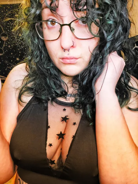 in the mood to play!😈 by platonicgirl69420