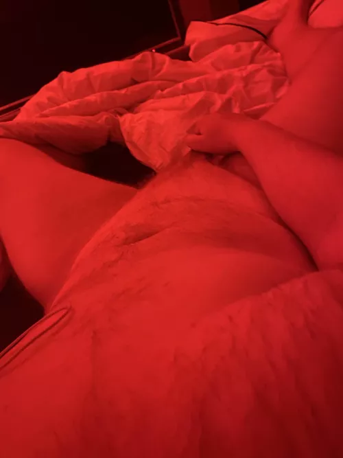 In the mood to top someone… also jerking off live on Snapchat, just dm me👅😈 by Hi-10274