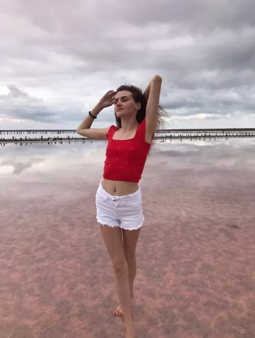 In the summer heat 🌞I oftentimes never wear a bra by shiny_miya