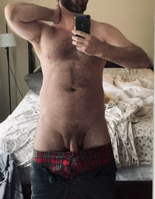 Inadvertently put on Xmas-themed boxers, so who wants an early present? by Ecstatic______radish