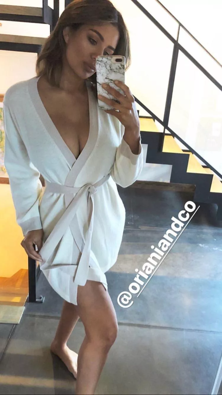 Incredibly hot. posted by [deleted]