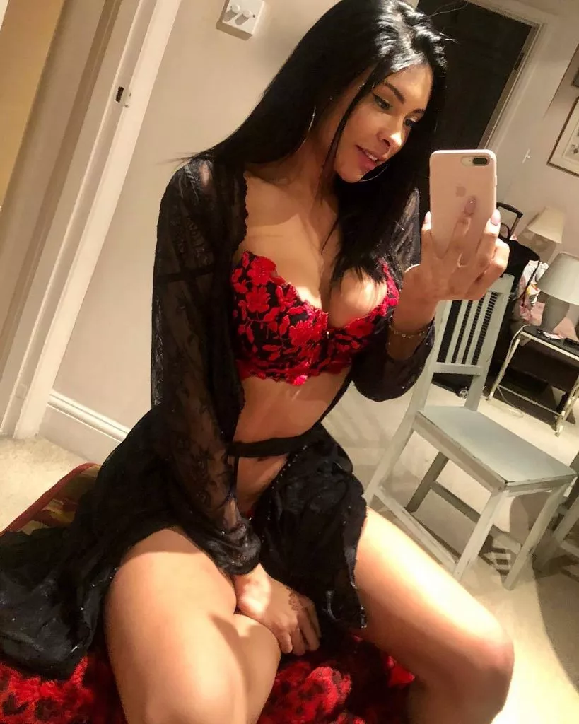 Ingrid Moreira posted by NSFWNightwood