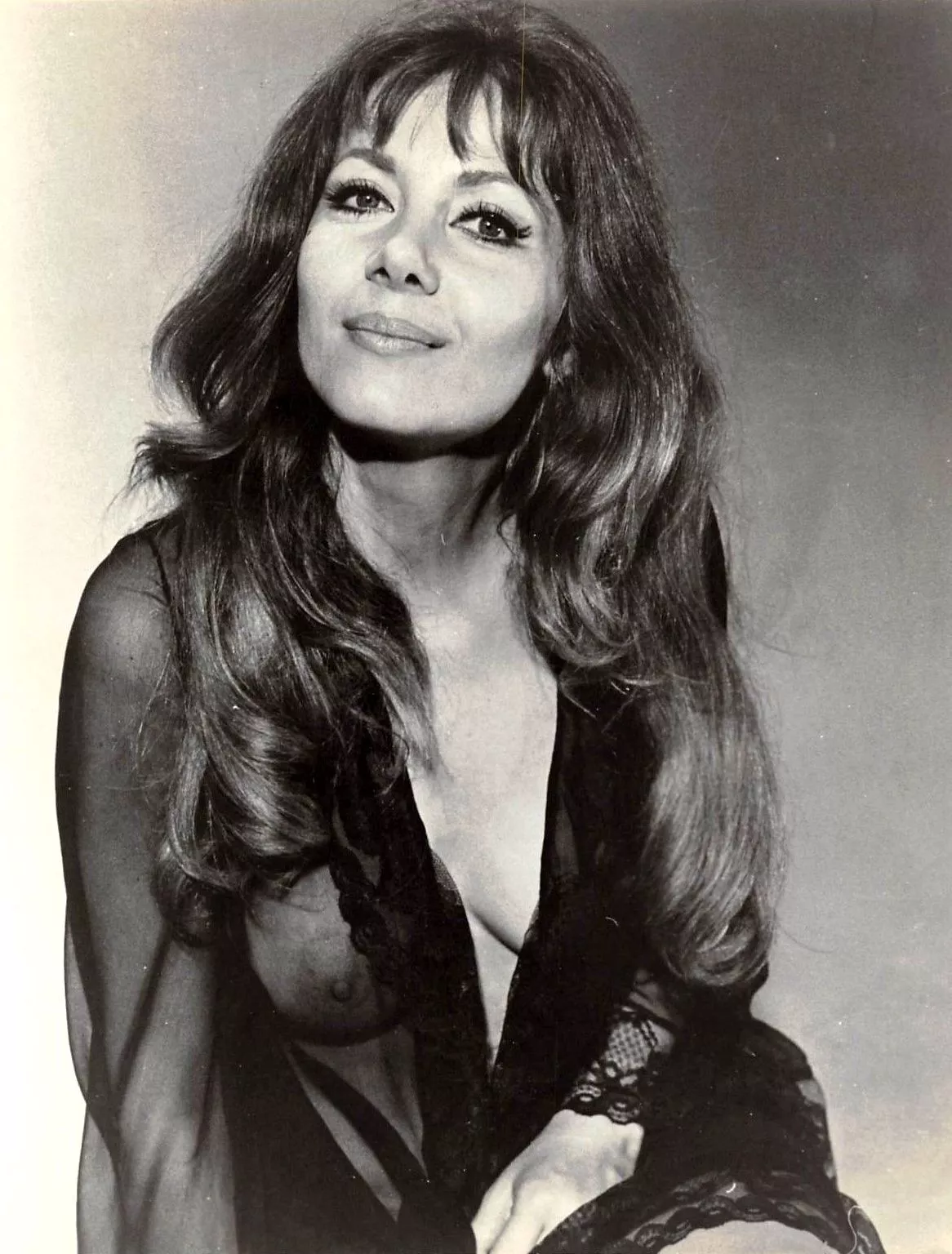 Ingrid Pitt (1970s) nudes GLAMOURHOUND